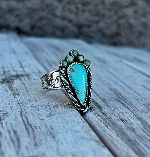 Blue turquoise crown ring