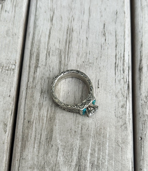 Turquoise and diamond ring
