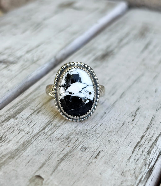White buffalo oval ring