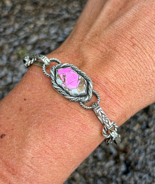 Pink dahlia bracelet