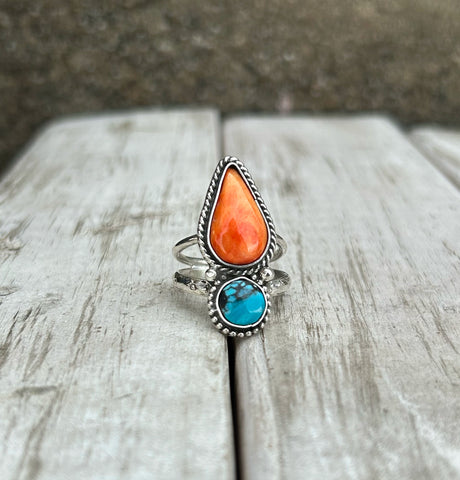 Spiny oyster and turquoise ring