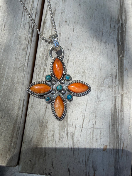 Spiny oyster cluster necklace