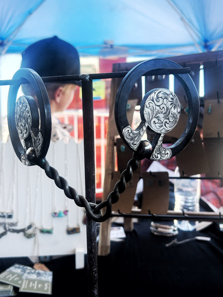 Twisted ring snaffle