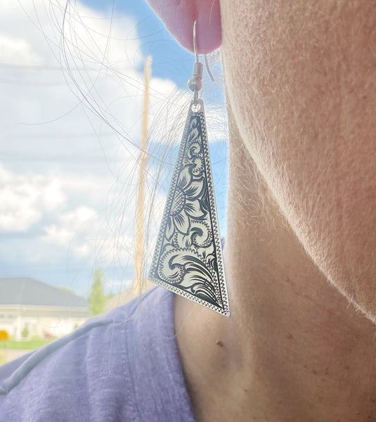 Silver dangle earring