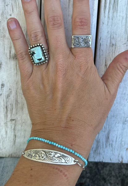 Square engraved ring