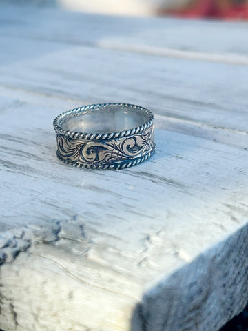 Silver and gold engraved band